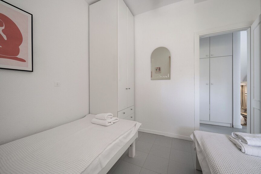 img com 202507272331410039