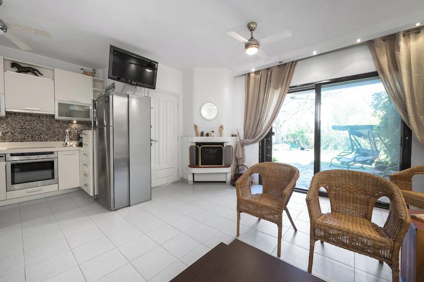 img com 2025072723314126913